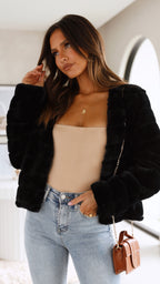 Emilia | Faux Fur Jas – Cropped Jas