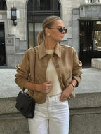 Serena | Suede Jas met Knopen – Cropped Jack